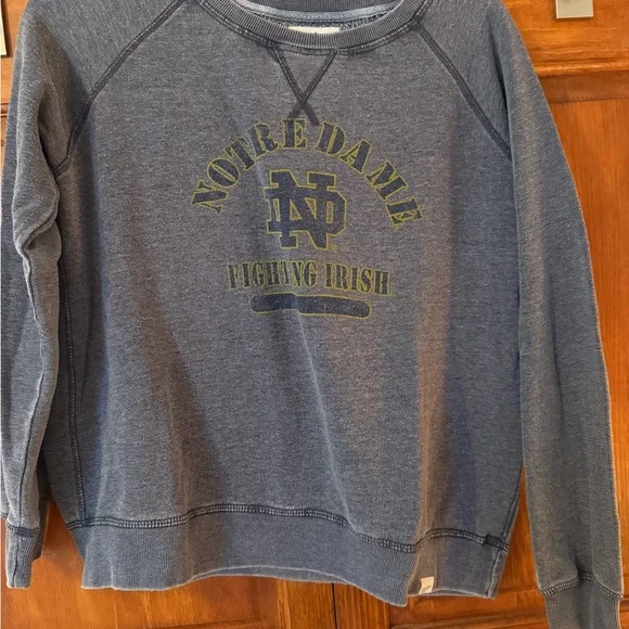 Huge lot of Notre Dame clothes - Picture 12 of 16